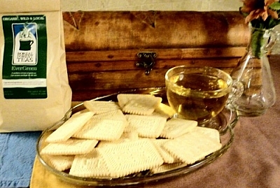 EverGreen tea and digestive biscuits