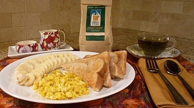 Happy Camper by Boreal Forest Teas, scrambled eggs, sliced banana, and toast: a perfect breakfast!