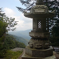 A stone lantern at the peak of Chiaksan National Park.