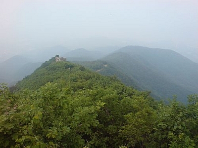 Misty mountain scenery from Moaksan Park.