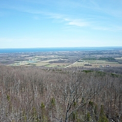 Lovely scenery while hiking at Pretty River Valley and Nottawasaga Lookout while exploring the Bruce Trail.