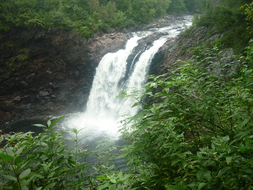 First view of Agawa Falls from the Towab Trail.